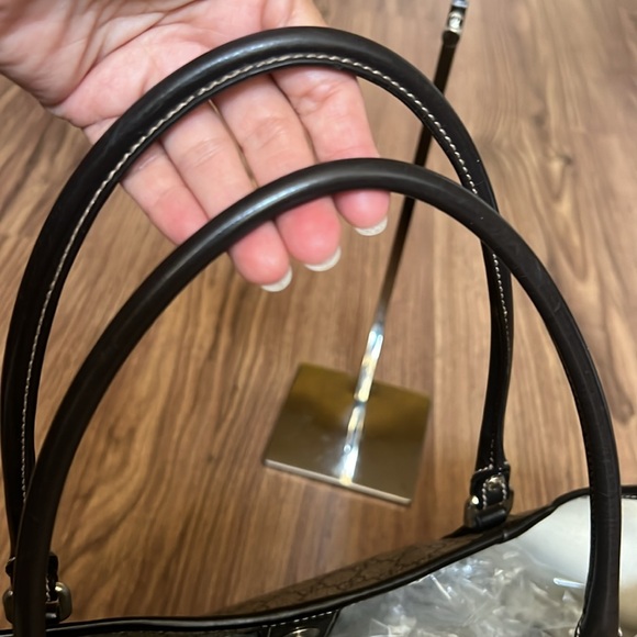 A170 - ๐ฏ % authentic Gucci shoulder bag - Picture 12 of 16